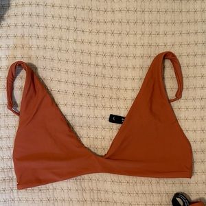 Ark Scoop top NWT